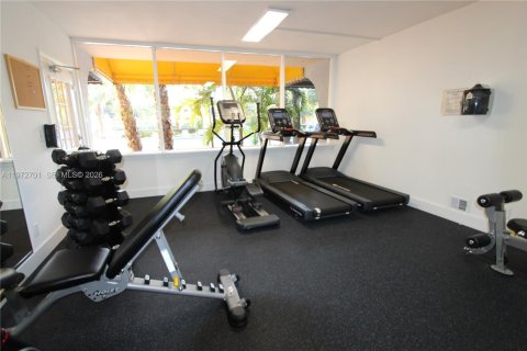 Condominio en alquiler en Miami, Florida, 2 dormitorios, 71.91 m2 № 2033046 - foto 20