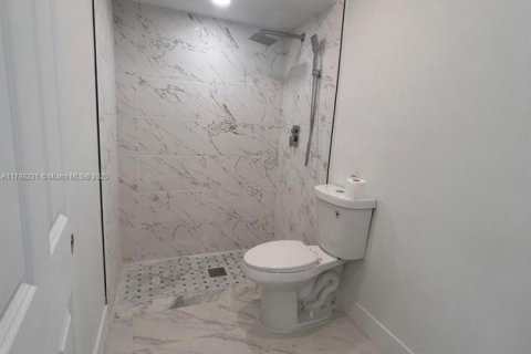 Купить виллу или дом в Кейп-Корал, Флорида 3 спальни, 191.38м2, № 1934596 - фото 18