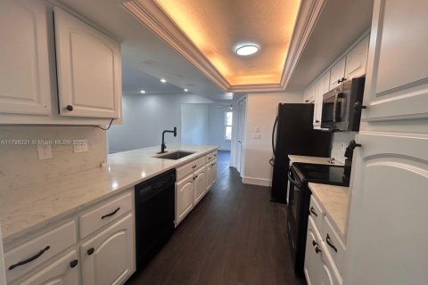 Купить виллу или дом в Кейп-Корал, Флорида 3 спальни, 191.38м2, № 1934596 - фото 7