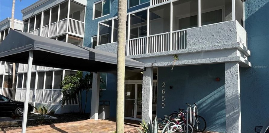 Condominio en Sarasota, Florida, 2 dormitorios № 1912751
