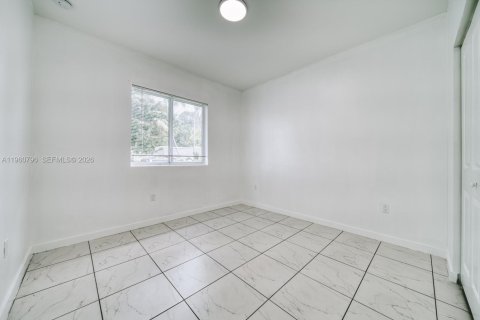 Снять в аренду виллу или дом в Майами, Флорида 3 спальни, 116.13м2, № 2027651 - фото 28