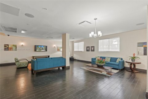 Copropriété à vendre à Hollywood, Floride: 2 chambres, 114.83 m2 № 1694703 - photo 10