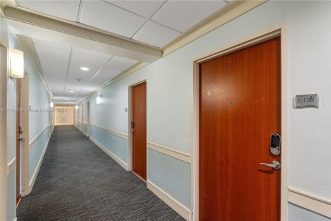 Copropriété à vendre à Hollywood, Floride: 2 chambres, 114.83 m2 № 1694703 - photo 13