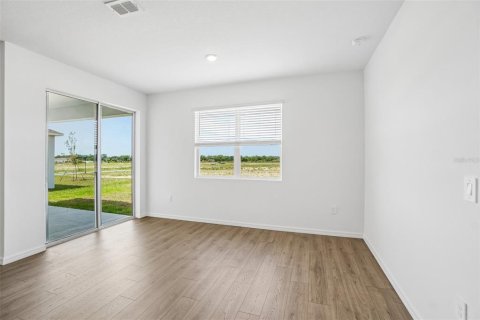 House in Lakeland, Florida 4 bedrooms, 217.02 sq.m. № 2231039 - photo 5