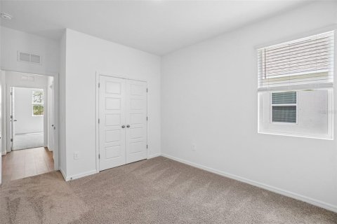 House in Lakeland, Florida 4 bedrooms, 217.02 sq.m. № 2231039 - photo 20
