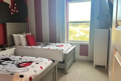 Townhouse in Four Corners, Florida 3 bedrooms, 154.12 sq.m. № 1684663 - photo 10