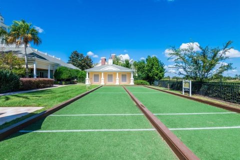 Townhouse in Four Corners, Florida 3 bedrooms, 154.12 sq.m. № 1684663 - photo 28