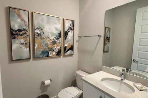 Townhouse in Four Corners, Florida 3 bedrooms, 154.12 sq.m. № 1684663 - photo 17