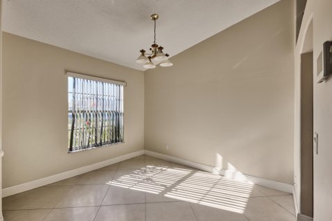 Villa ou maison à vendre à Port St. Lucie, Floride: 3 chambres, 154.12 m2 № 2083074 - photo 19
