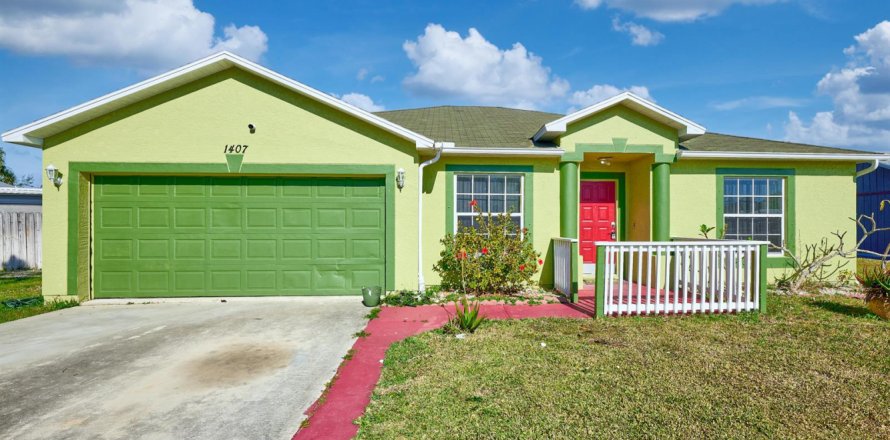 Villa ou maison à Port St. Lucie, Floride 3 chambres, 154.12 m2 № 2083074