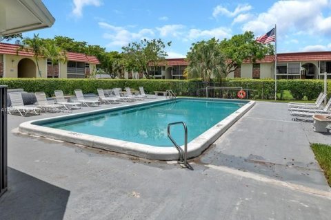 Снять в аренду кондоминиум в Бока-Ратон, Флорида 1 спальня, 89.56м2, № 1957274 - фото 24