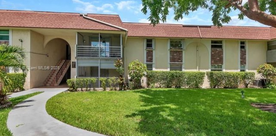 Кондоминиум с 1 спальней в Бока-Ратон, Флорида № 1957274