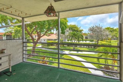 Снять в аренду кондоминиум в Бока-Ратон, Флорида 1 спальня, 89.56м2, № 1957274 - фото 9