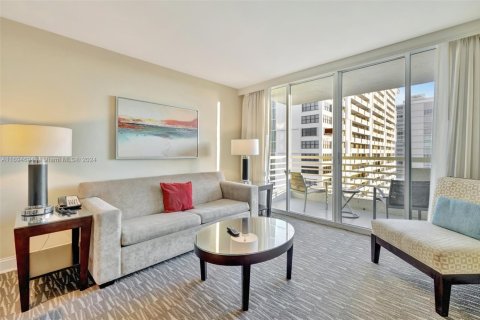 Condo in Fort Lauderdale, Florida, 1 bedroom  № 1763820 - photo 22