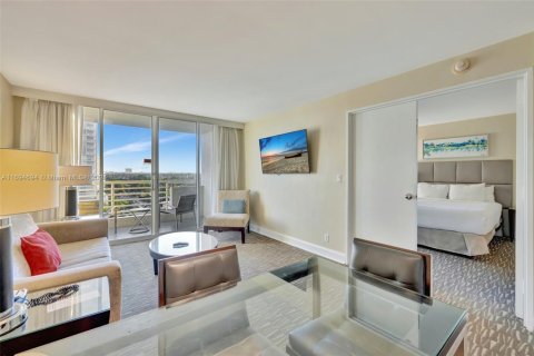 Condo in Fort Lauderdale, Florida, 1 bedroom  № 1763820 - photo 5