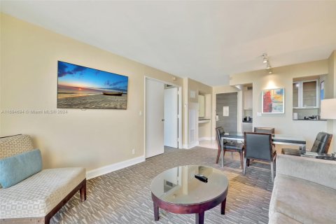 Condo in Fort Lauderdale, Florida, 1 bedroom  № 1763820 - photo 26