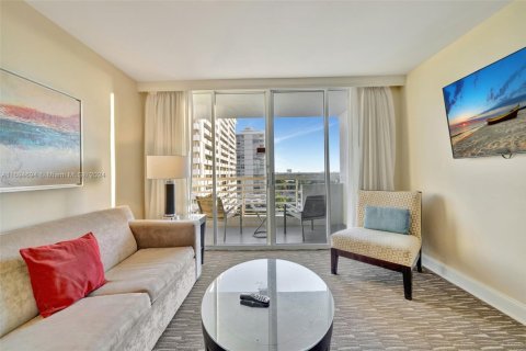 Condo in Fort Lauderdale, Florida, 1 bedroom  № 1763820 - photo 24