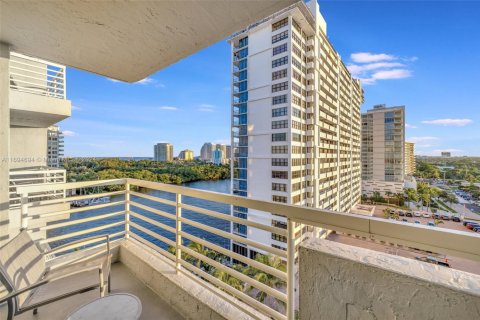 Condo in Fort Lauderdale, Florida, 1 bedroom  № 1763820 - photo 3