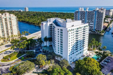Condo in Fort Lauderdale, Florida, 1 bedroom  № 1763820 - photo 2