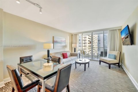 Condo in Fort Lauderdale, Florida, 1 bedroom  № 1763820 - photo 21