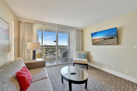Condo in Fort Lauderdale, Florida, 1 bedroom  № 1763820 - photo 25