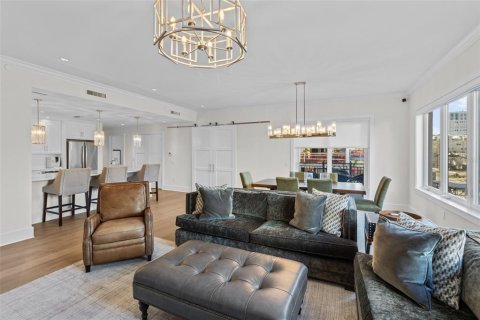 Condominio en venta en Saint Petersburg, Florida, 2 dormitorios, 185.62 m2 № 1918922 - foto 5