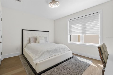 Condominio en venta en Saint Petersburg, Florida, 2 dormitorios, 185.62 m2 № 1918922 - foto 23