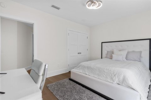 Condominio en venta en Saint Petersburg, Florida, 2 dormitorios, 185.62 m2 № 1918922 - foto 24