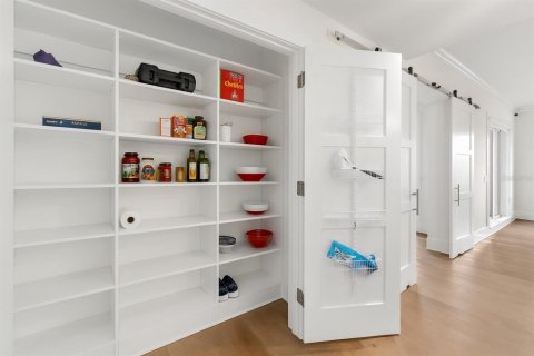 Condominio en venta en Saint Petersburg, Florida, 2 dormitorios, 185.62 m2 № 1918922 - foto 16