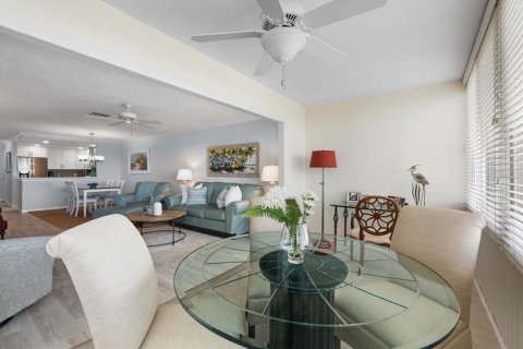 Copropriété à vendre à Sarasota, Floride: 2 chambres, 135.64 m2 № 1741062 - photo 20
