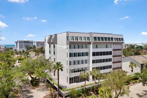 Copropriété à vendre à Sarasota, Floride: 2 chambres, 135.64 m2 № 1741062 - photo 1