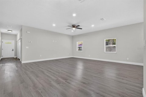 Villa ou maison à vendre à Daytona Beach, Floride: 3 chambres, 157.93 m2 № 2342012 - photo 11
