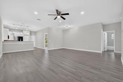Villa ou maison à vendre à Daytona Beach, Floride: 3 chambres, 157.93 m2 № 2342012 - photo 8