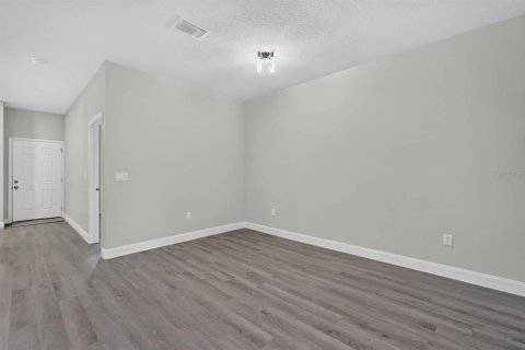 Villa ou maison à vendre à Daytona Beach, Floride: 3 chambres, 157.93 m2 № 2342012 - photo 12