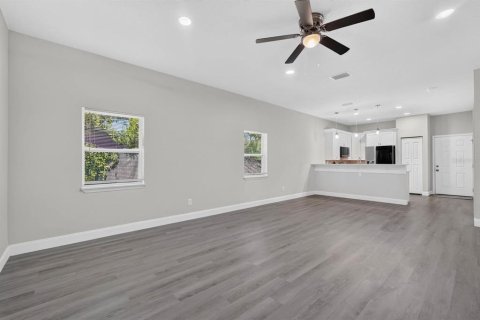 Villa ou maison à vendre à Daytona Beach, Floride: 3 chambres, 157.93 m2 № 2342012 - photo 9