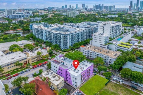 Commercial property in Miami, Florida № 1870051 - photo 25