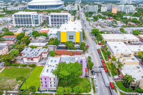 Commercial property in Miami, Florida № 1870051 - photo 19