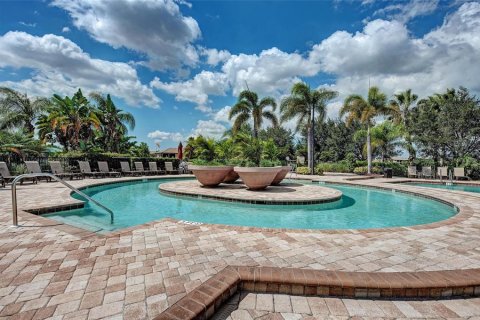 Condominio en alquiler en Bradenton, Florida, 2 dormitorios, 104.14 m2 № 1437839 - foto 4