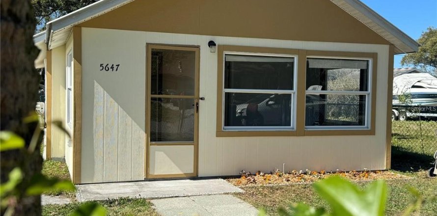 Casa en Zephyrhills, Florida 2 dormitorios, 84.36 m2 № 1876481