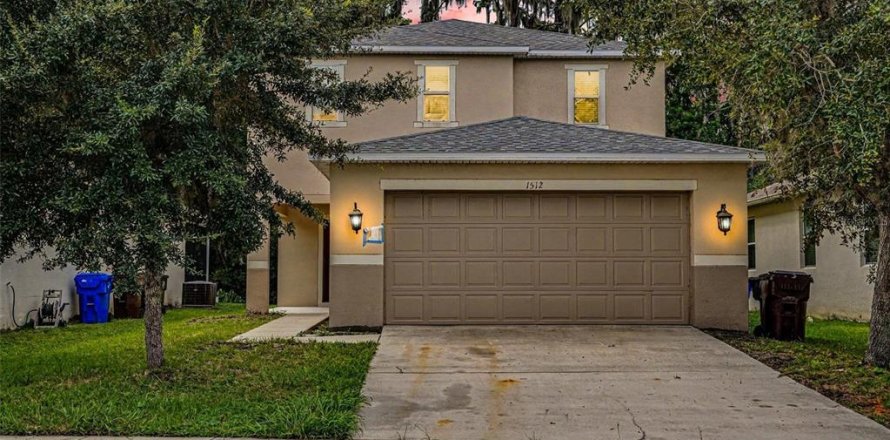 Casa en Kissimmee, Florida 4 dormitorios, 189.15 m2 № 2361103