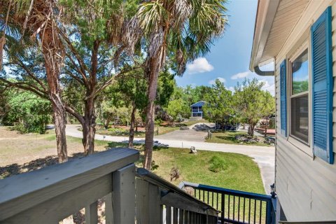 Villa ou maison à vendre à Crystal River, Floride: 2 chambres, 97.36 m2 № 2284491 - photo 11