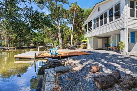 Villa ou maison à vendre à Crystal River, Floride: 2 chambres, 97.36 m2 № 2284491 - photo 6