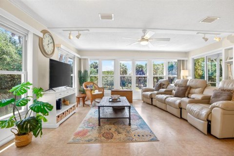 Villa ou maison à vendre à Crystal River, Floride: 2 chambres, 97.36 m2 № 2284491 - photo 23