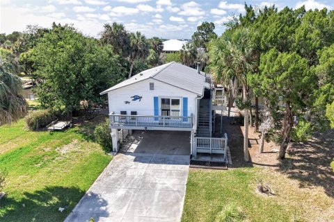 Villa ou maison à vendre à Crystal River, Floride: 2 chambres, 97.36 m2 № 2284491 - photo 2