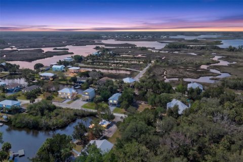 Villa ou maison à vendre à Crystal River, Floride: 2 chambres, 97.36 m2 № 2284491 - photo 5