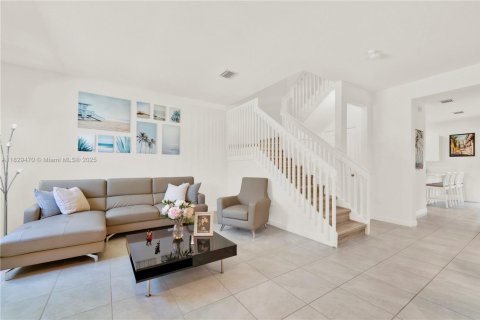 Touwnhouse à vendre à Homestead, Floride: 3 chambres, 149.76 m2 № 1802542 - photo 5