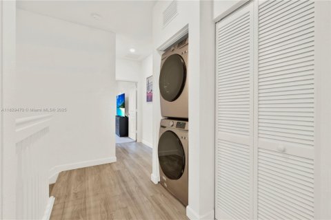 Touwnhouse à vendre à Homestead, Floride: 3 chambres, 149.76 m2 № 1802542 - photo 23