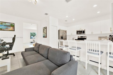 Touwnhouse à vendre à Homestead, Floride: 3 chambres, 149.76 m2 № 1802542 - photo 19