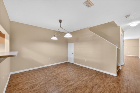 Condo in Lakeland, Florida, 2 bedrooms  № 1915994 - photo 10