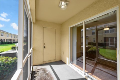 Condo in Lakeland, Florida, 2 bedrooms  № 1915994 - photo 24
